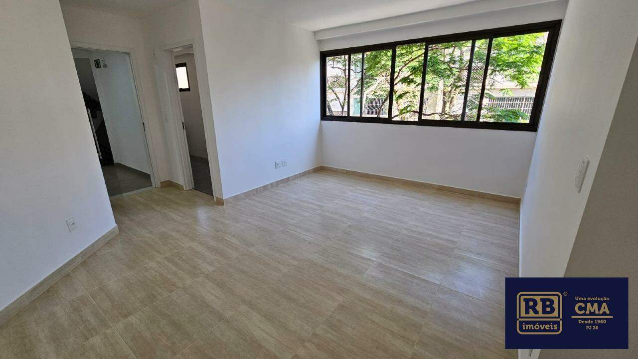 Apartamento à venda com 2 quartos, 66m² - Foto 2