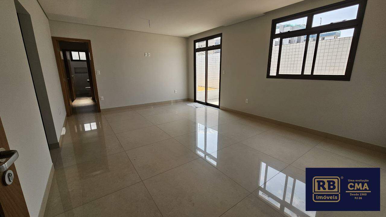 Apartamento à venda com 3 quartos, 60m² - Foto 1