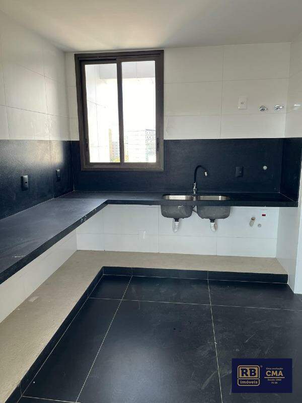 Apartamento à venda com 4 quartos, 150m² - Foto 5