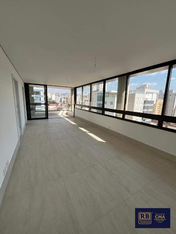 Apartamento à venda com 4 quartos, 150m² - Foto 1