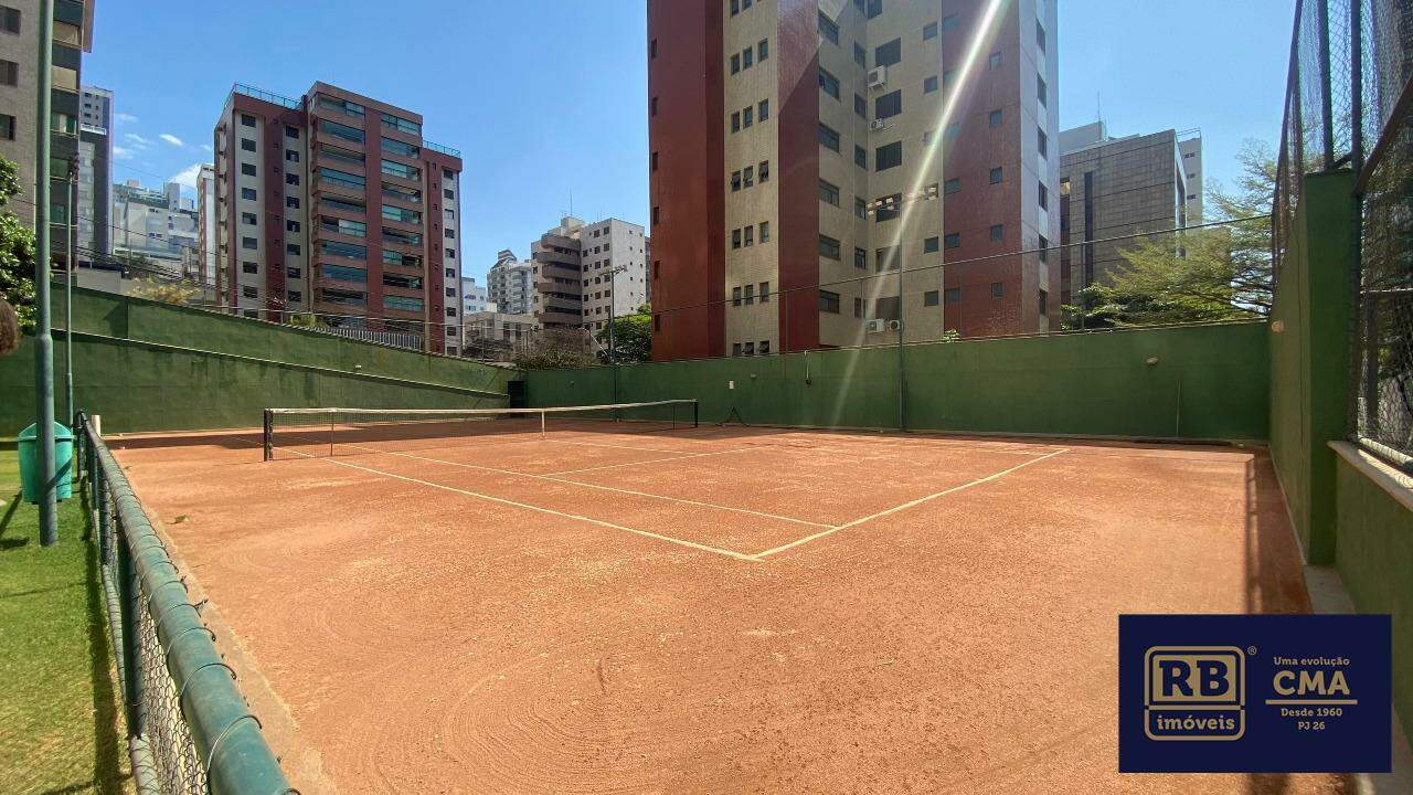 Apartamento à venda com 3 quartos, 178m² - Foto 15