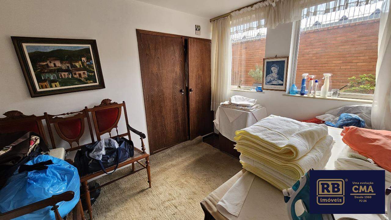 Casa à venda com 4 quartos, 350m² - Foto 17