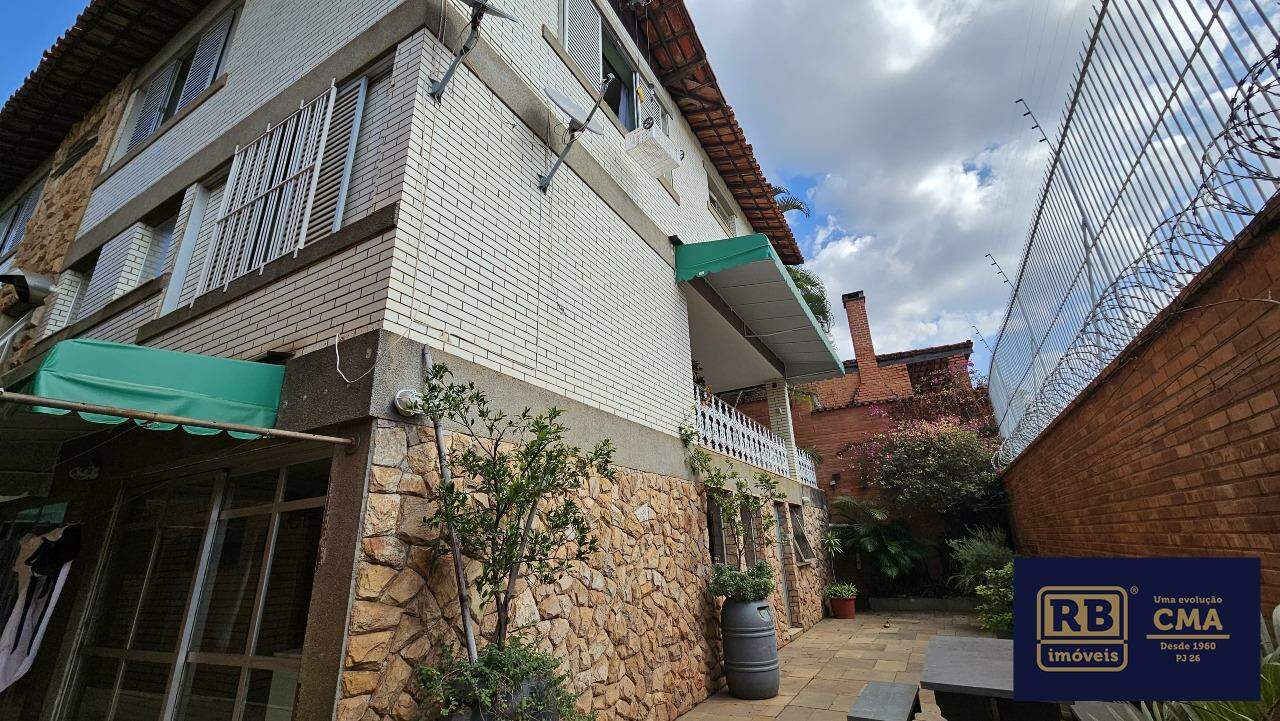 Casa à venda com 4 quartos, 350m² - Foto 22