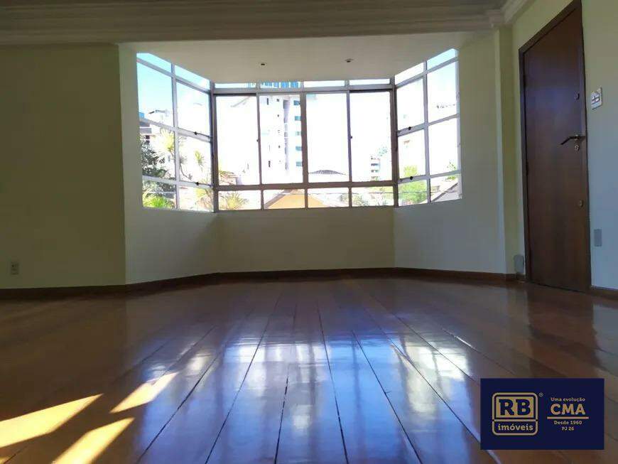 Apartamento à venda com 4 quartos, 130m² - Foto 3