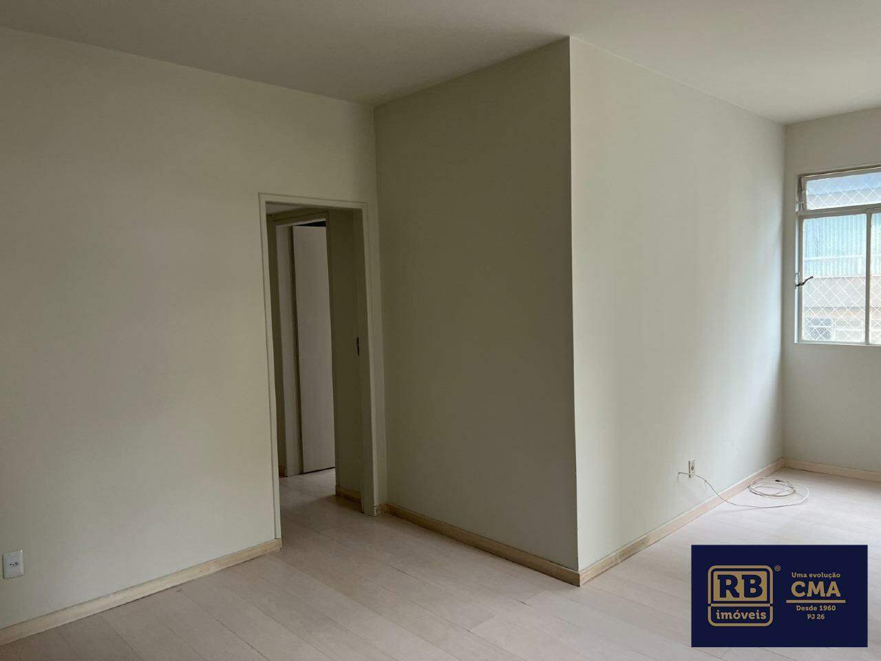 Apartamento à venda com 2 quartos, 80m² - Foto 1