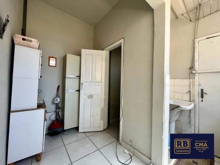 Apartamento à venda com 3 quartos, 100m² - Foto 15