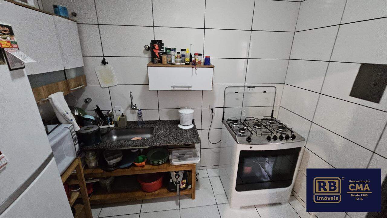 Apartamento à venda com 3 quartos, 137m² - Foto 4