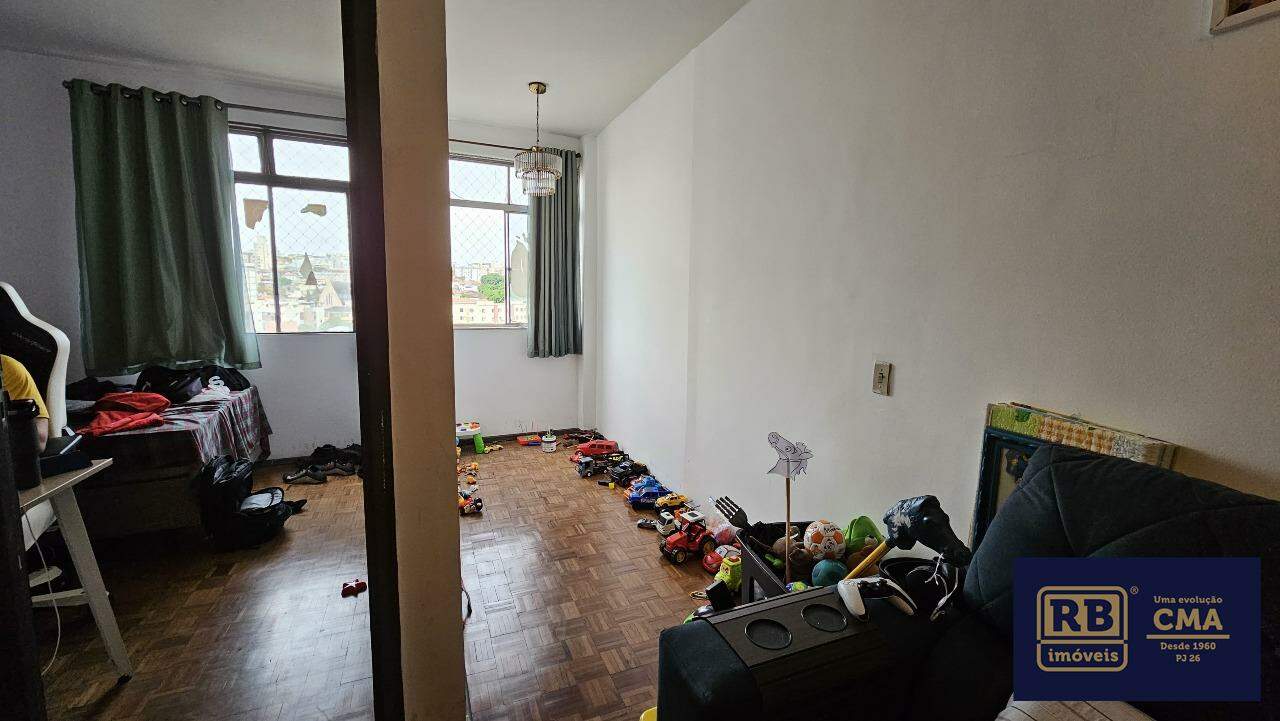 Apartamento à venda com 3 quartos, 137m² - Foto 3