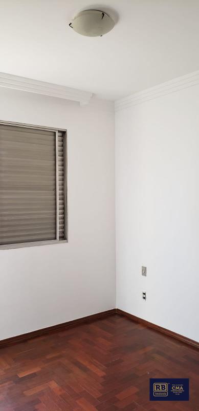 Apartamento à venda com 4 quartos, 140m² - Foto 15