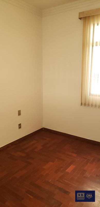 Apartamento à venda com 4 quartos, 140m² - Foto 20