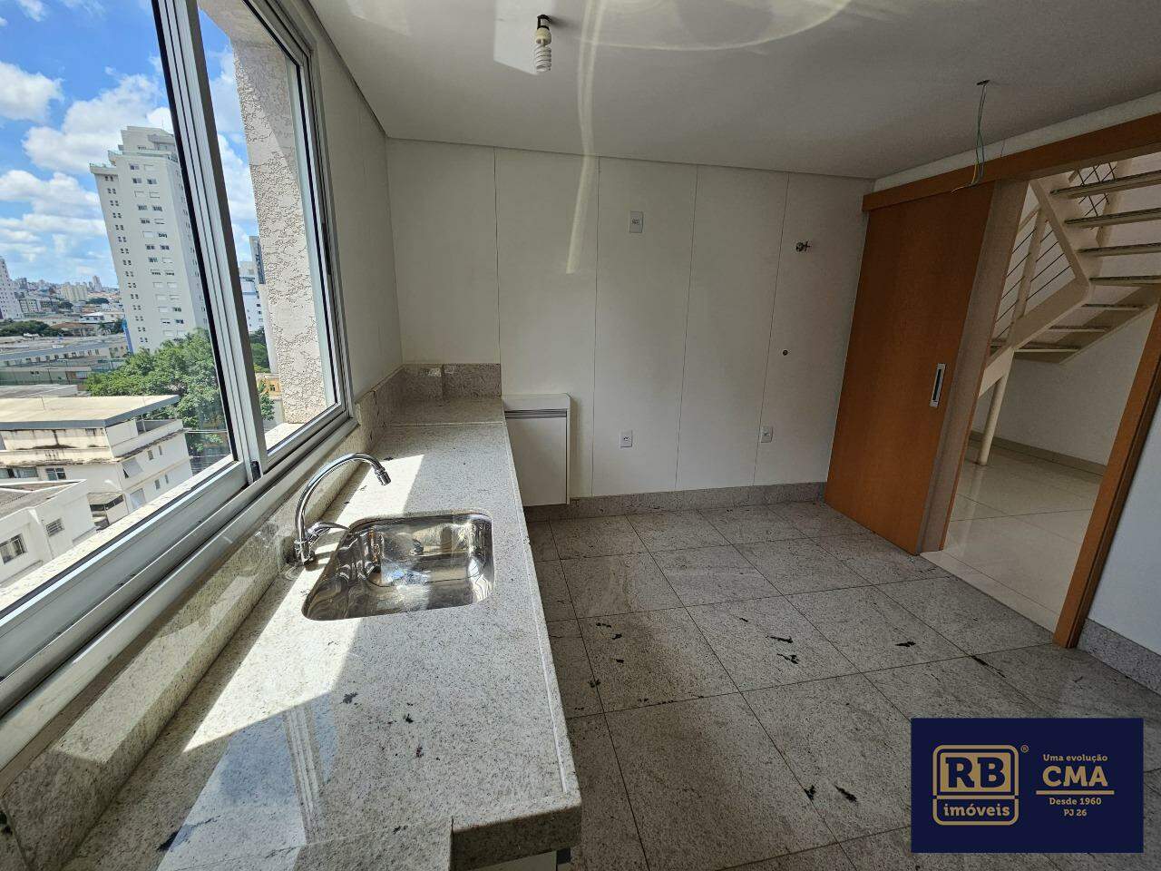 Cobertura à venda com 5 quartos, 300m² - Foto 8