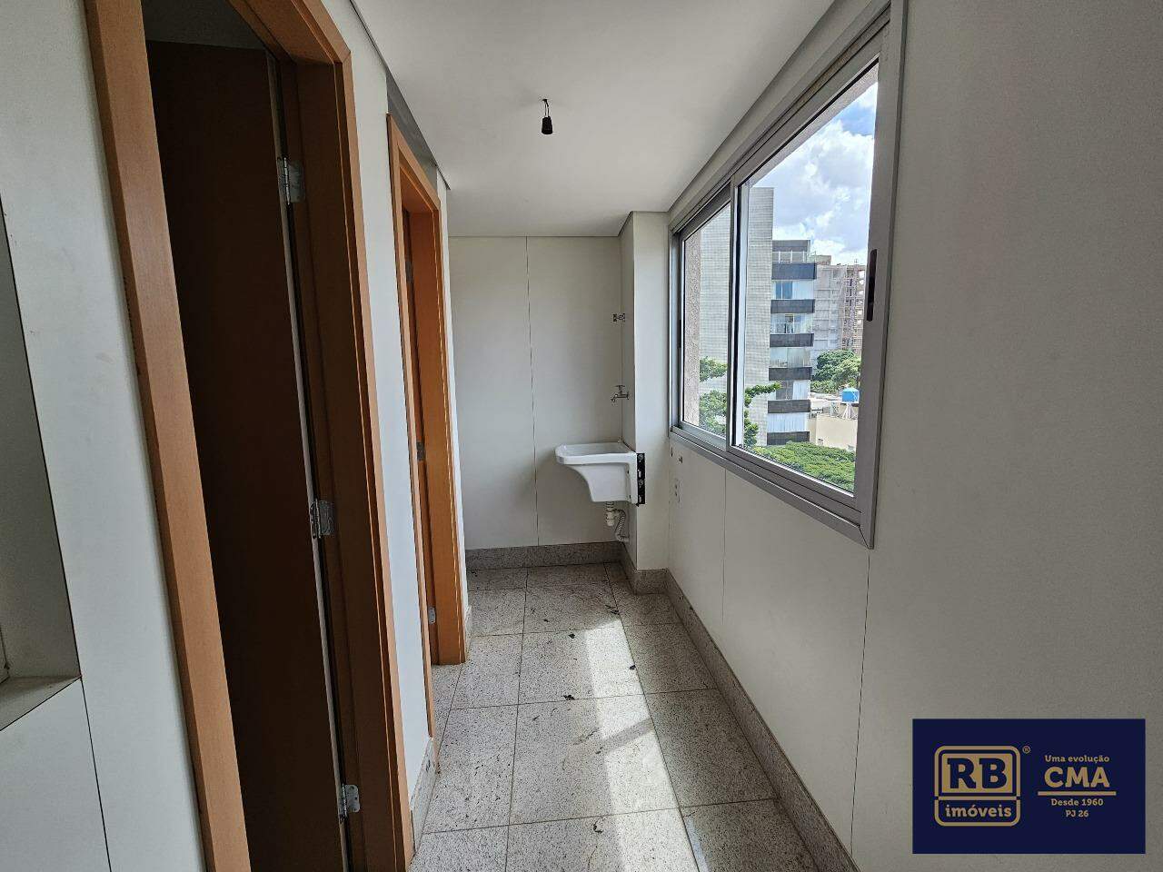 Cobertura à venda com 5 quartos, 300m² - Foto 9