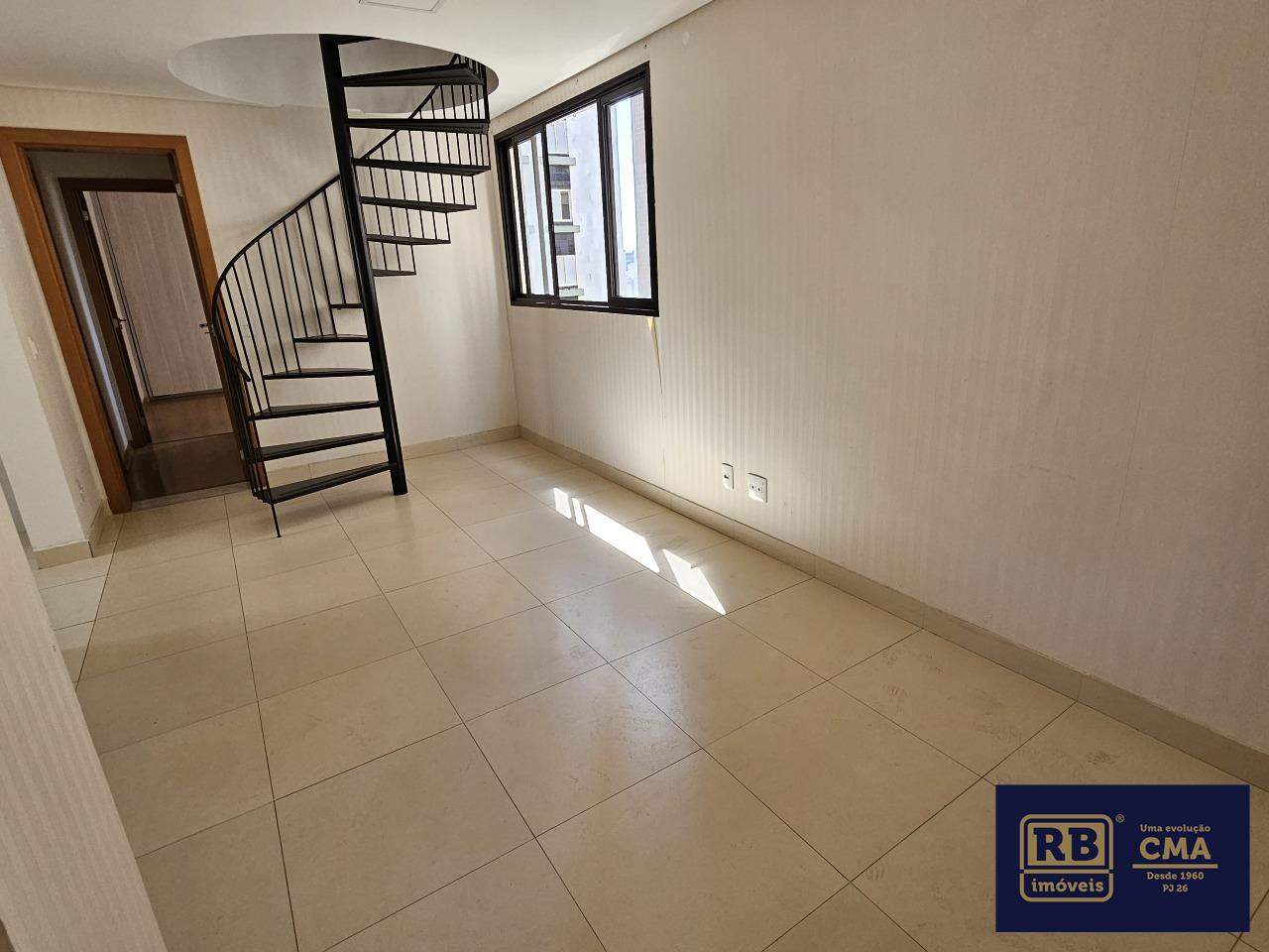 Cobertura à venda com 2 quartos, 120m² - Foto 4