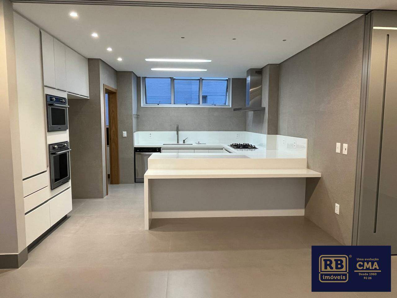 Apartamento à venda com 4 quartos, 181m² - Foto 17