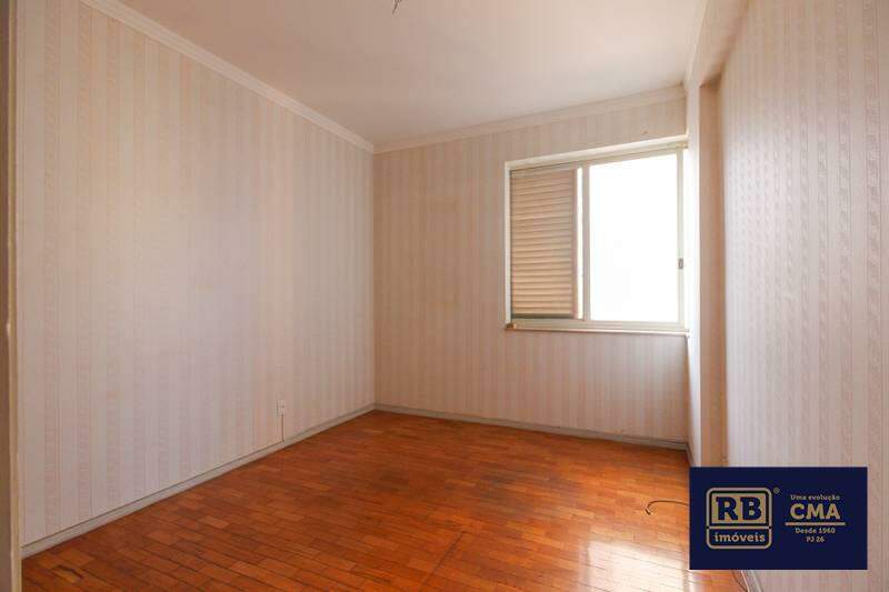 Apartamento à venda com 3 quartos, 199m² - Foto 8