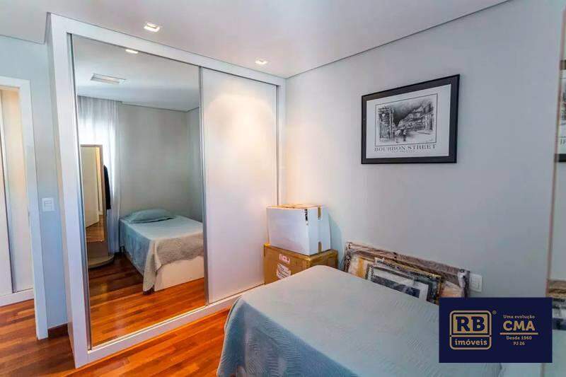 Apartamento à venda com 4 quartos, 200m² - Foto 9