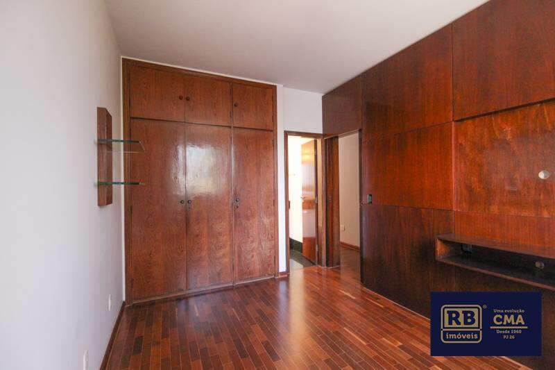 Apartamento à venda com 3 quartos, 150m² - Foto 12