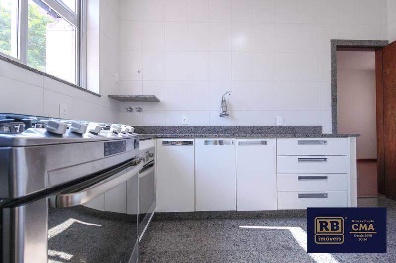 Apartamento à venda com 3 quartos, 150m² - Foto 19