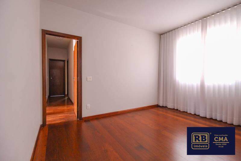 Apartamento à venda com 3 quartos, 150m² - Foto 4