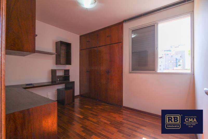 Apartamento à venda com 3 quartos, 150m² - Foto 6