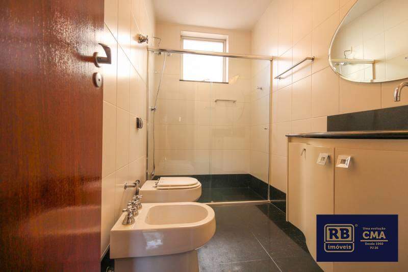 Apartamento à venda com 3 quartos, 150m² - Foto 8