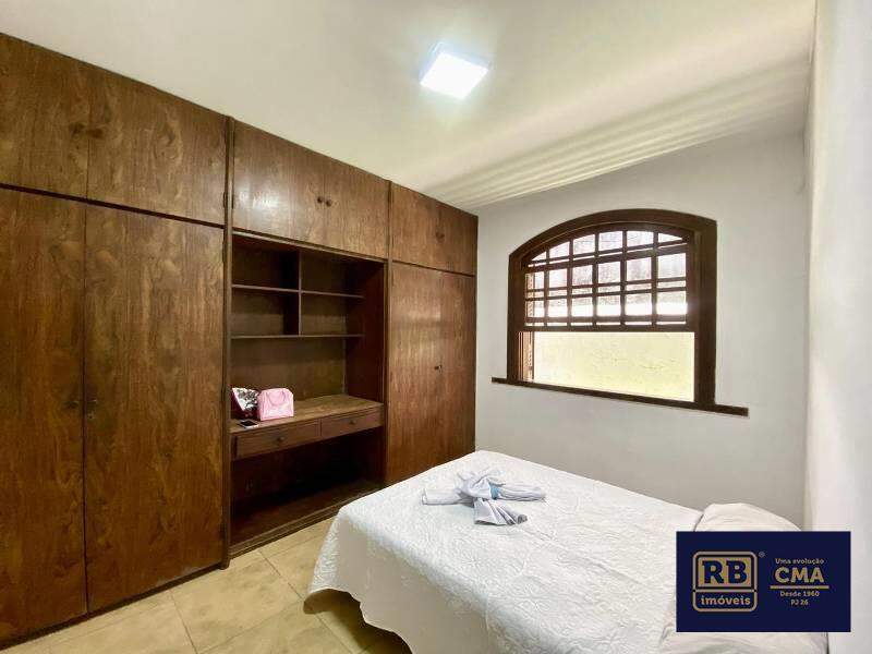 Casa à venda com 4 quartos, 312m² - Foto 15