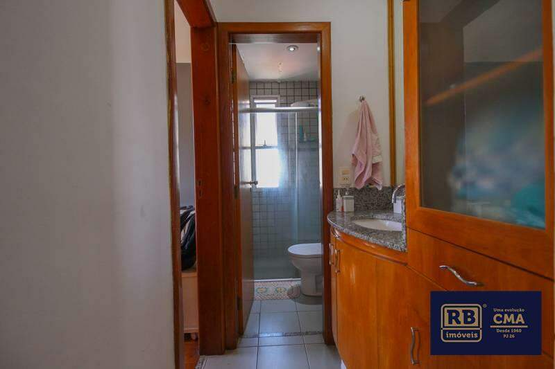 Apartamento à venda com 1 quarto, 40m² - Foto 15