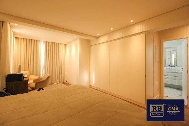 Casa à venda com 4 quartos, 298m² - Foto 17