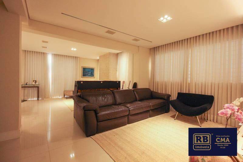 Casa à venda com 4 quartos, 298m² - Foto 25