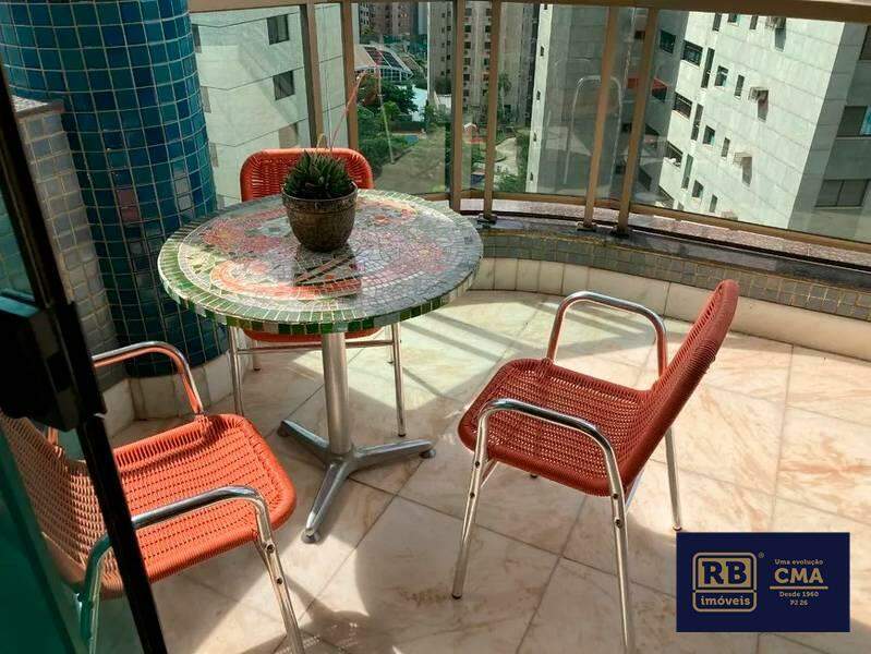 Apartamento à venda com 4 quartos, 238m² - Foto 5