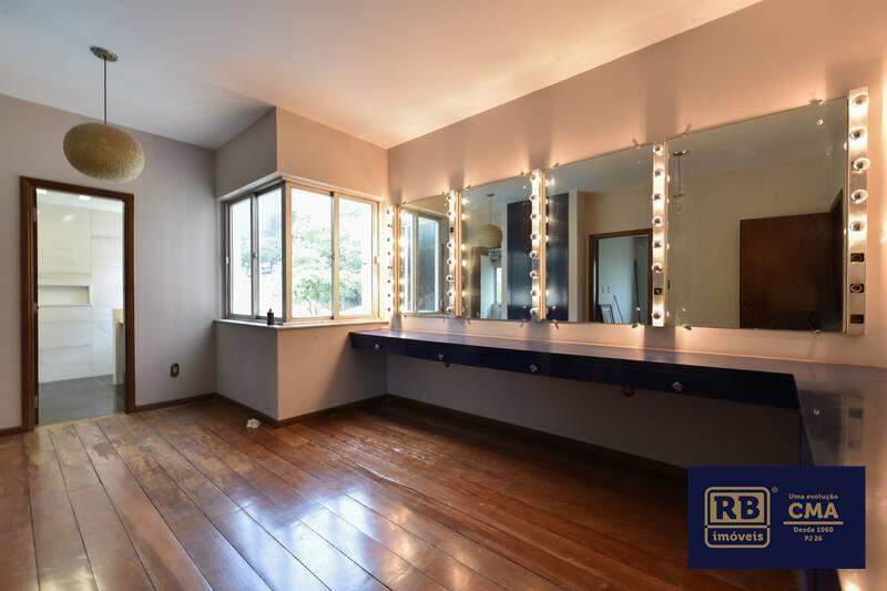 Casa à venda com 6 quartos, 679m² - Foto 22