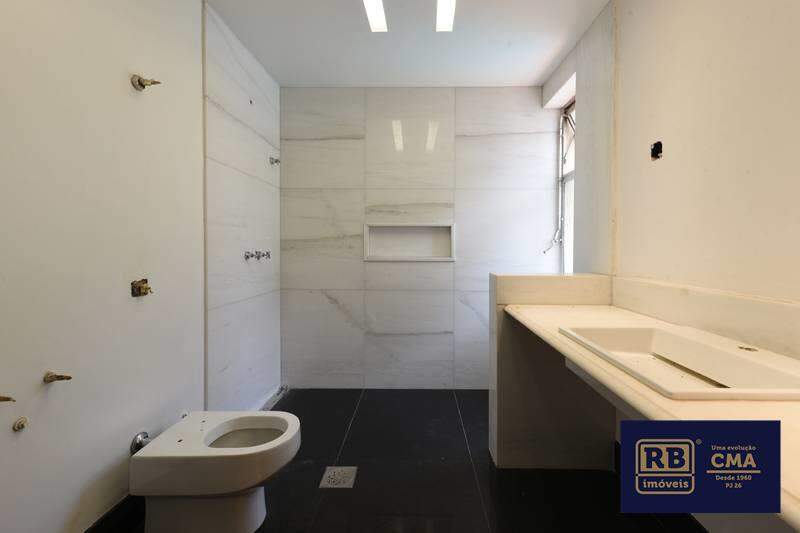Casa à venda com 6 quartos, 679m² - Foto 23