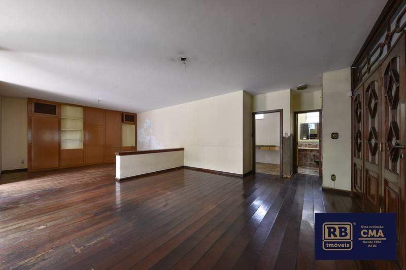 Casa à venda com 6 quartos, 679m² - Foto 7