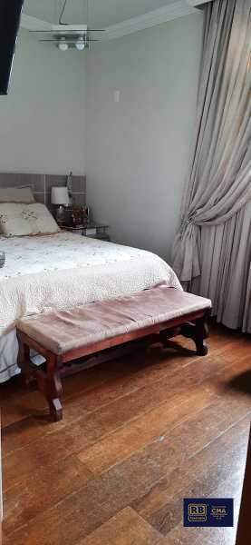 Cobertura à venda com 5 quartos, 200m² - Foto 4