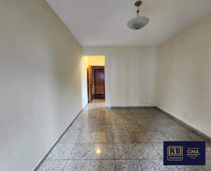 Apartamento à venda com 2 quartos, 72m² - Foto 2