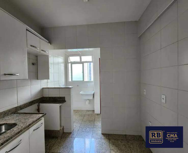 Apartamento à venda com 2 quartos, 72m² - Foto 5