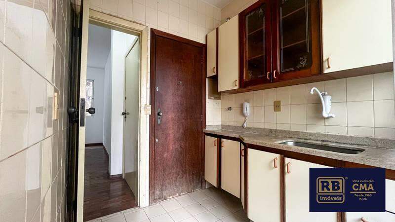 Apartamento à venda com 3 quartos, 80m² - Foto 1