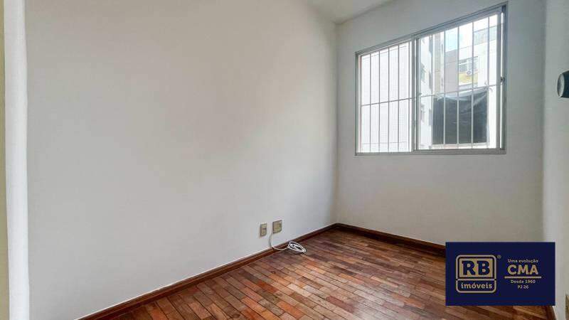 Apartamento à venda com 3 quartos, 80m² - Foto 4