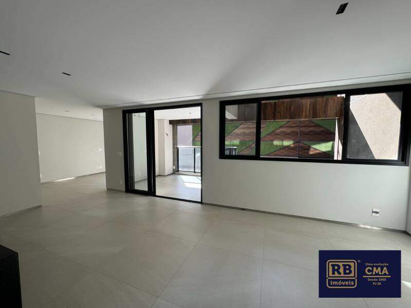 Apartamento à venda com 3 quartos, 138m² - Foto 11