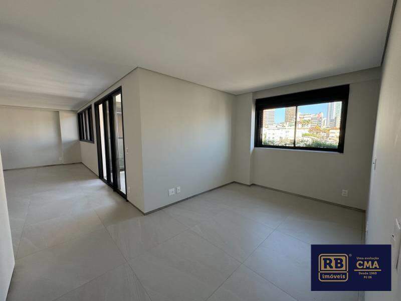 Apartamento à venda com 3 quartos, 138m² - Foto 7