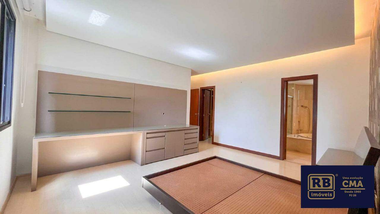 Apartamento à venda com 4 quartos, 256m² - Foto 6