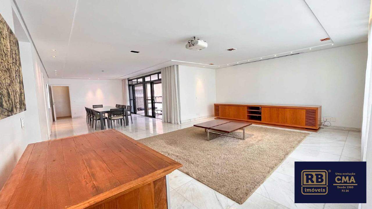Apartamento à venda com 4 quartos, 256m² - Foto 1