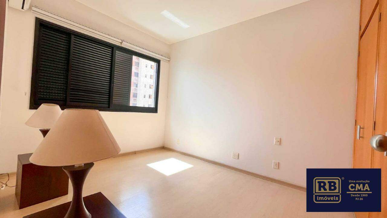 Apartamento à venda com 4 quartos, 256m² - Foto 13