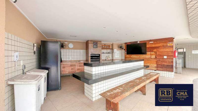 Apartamento à venda com 3 quartos, 85m² - Foto 2