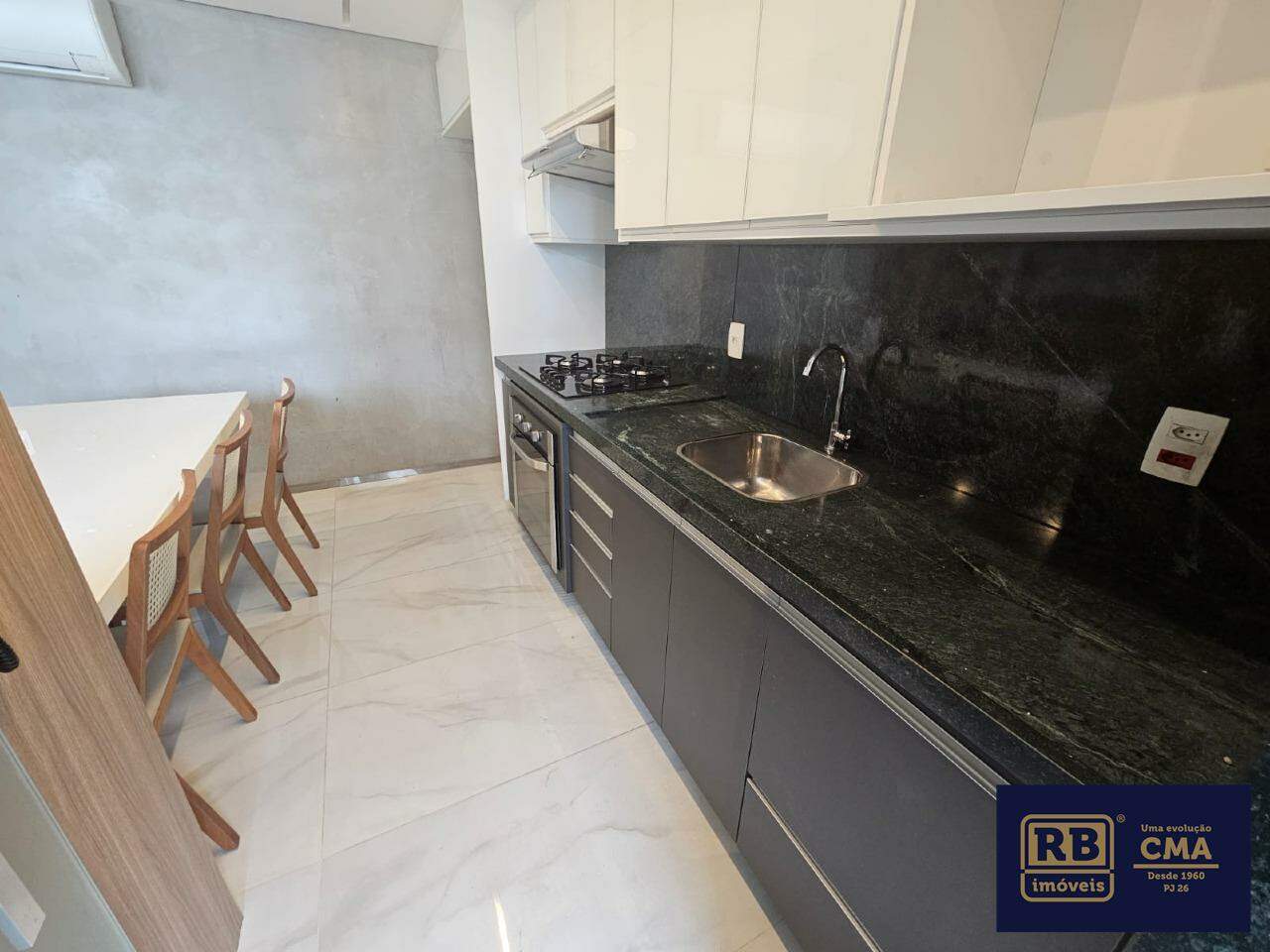 Apartamento para alugar com 2 quartos, 70m² - Foto 22