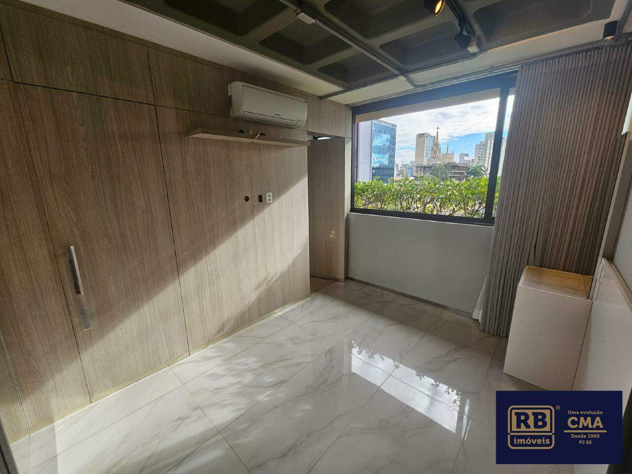 Apartamento para alugar com 2 quartos, 70m² - Foto 14