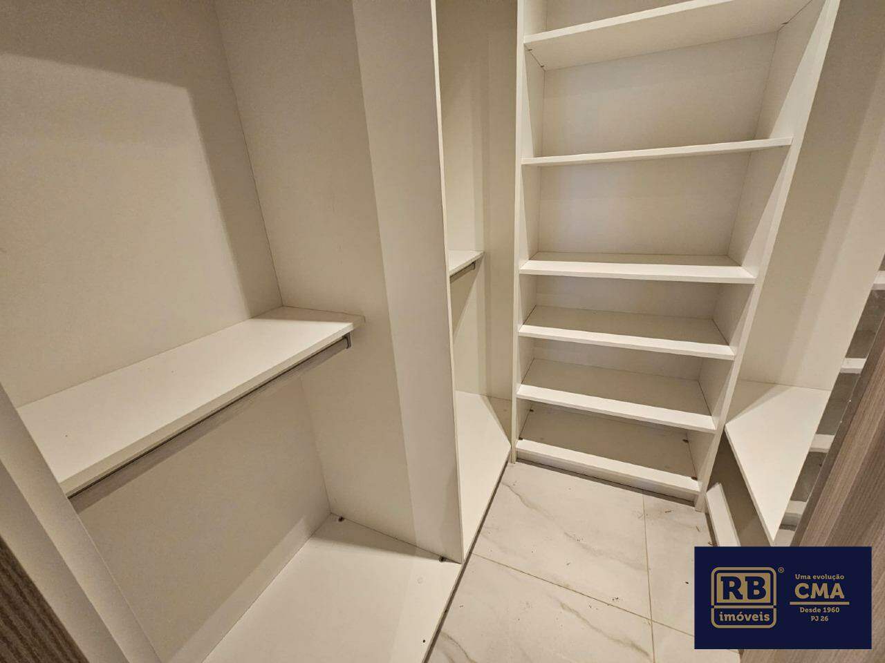 Apartamento para alugar com 2 quartos, 70m² - Foto 15