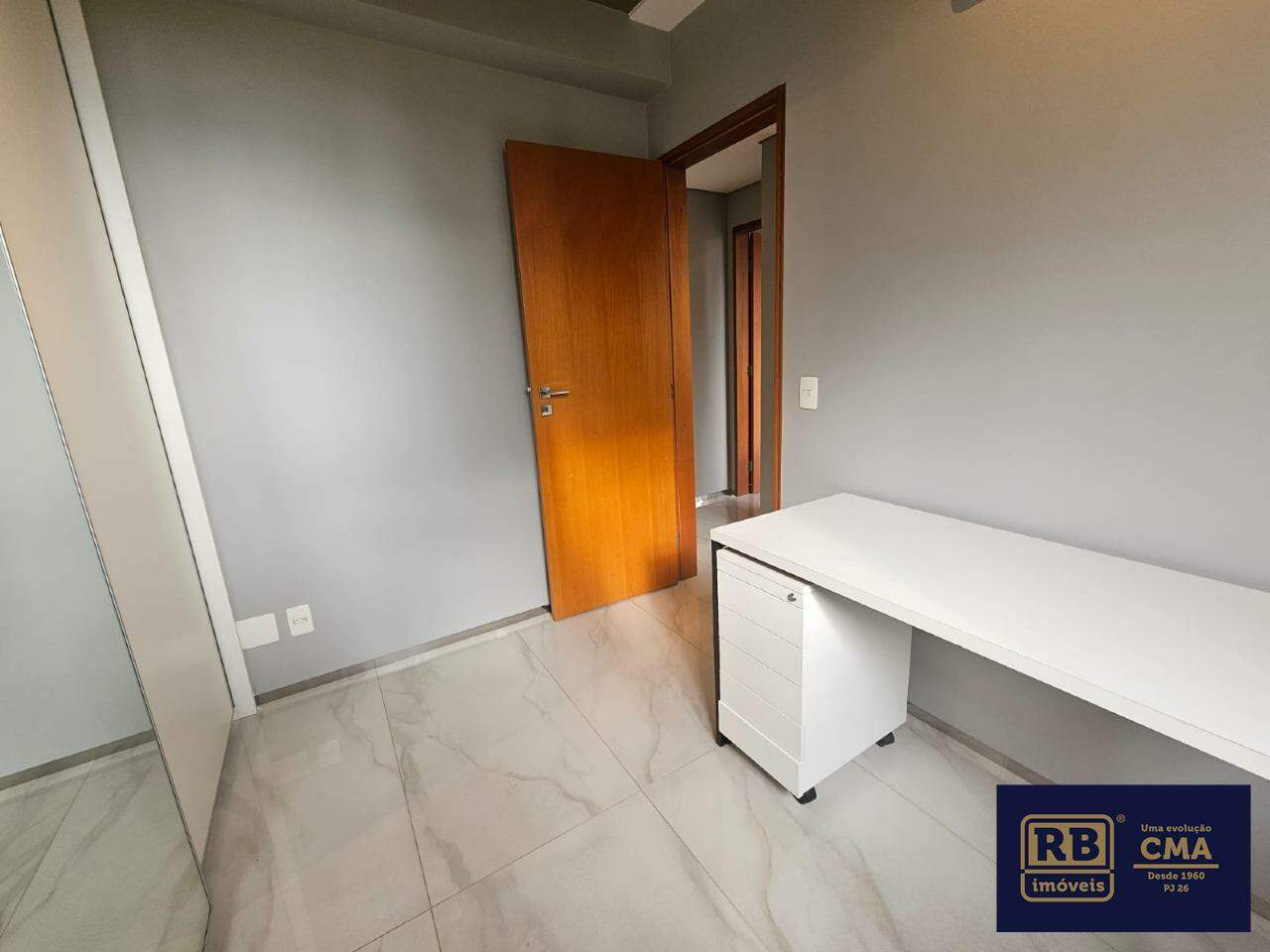 Apartamento para alugar com 2 quartos, 70m² - Foto 9