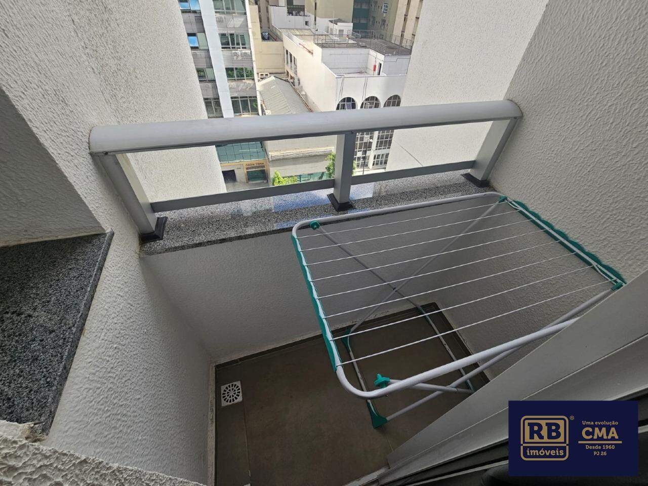 Apartamento para alugar com 2 quartos, 56m² - Foto 13