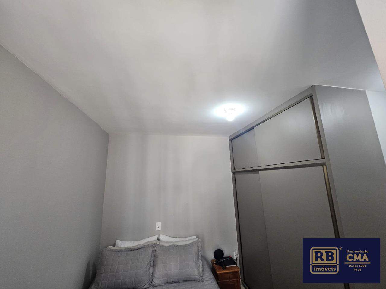 Apartamento para alugar com 2 quartos, 56m² - Foto 12